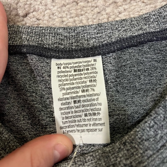 PINK Victoria's Secret Cropped Long Sleeve Top - Picture 5 of 9